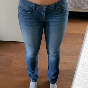 J BRAND JEANS